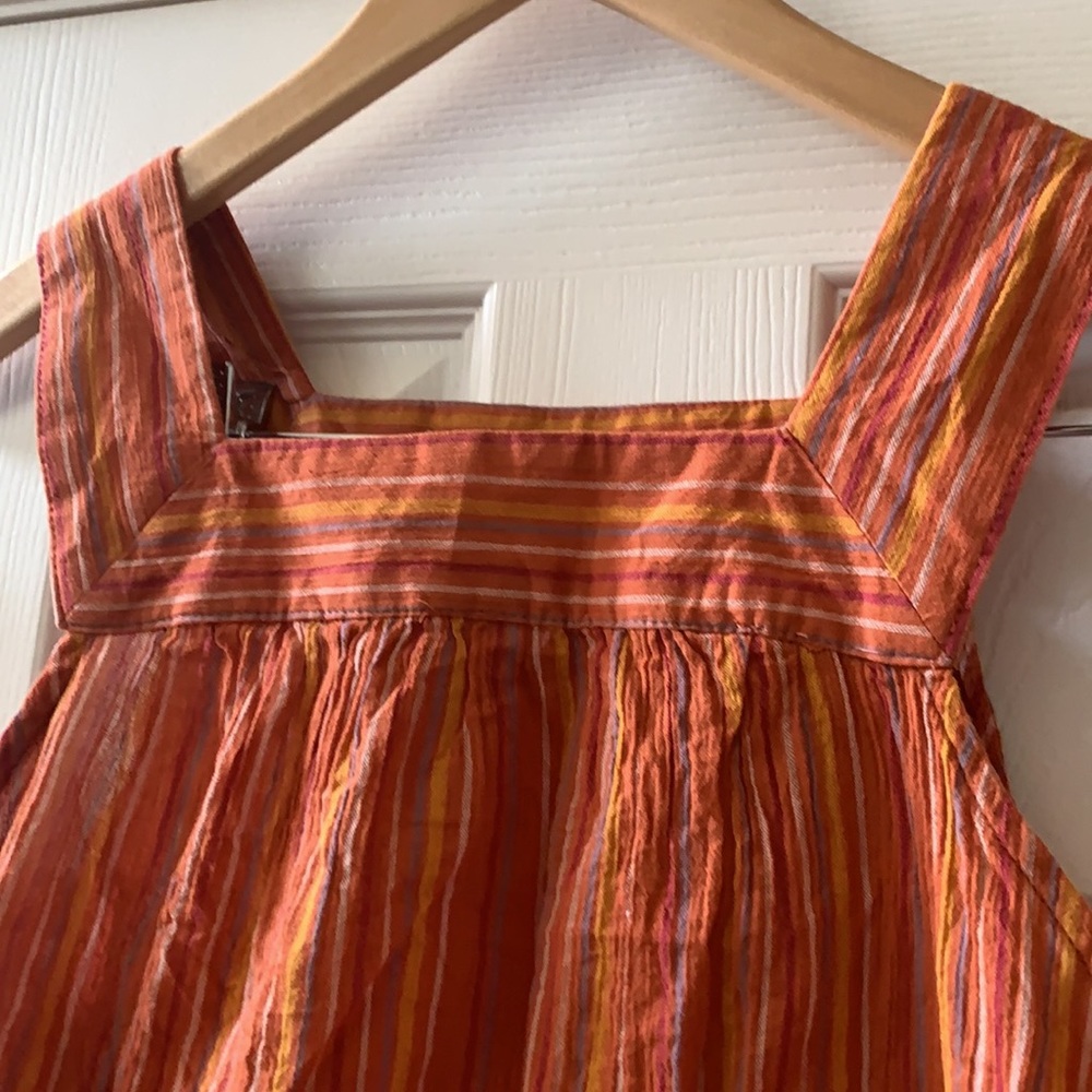 Universal Threads Blouse - Picture 2 of 4